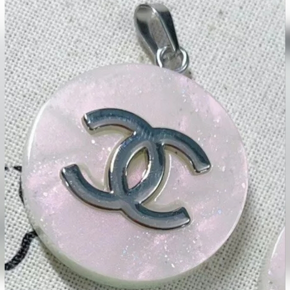 Nancy's Boutique Accessories - "Sold" Luxury charm